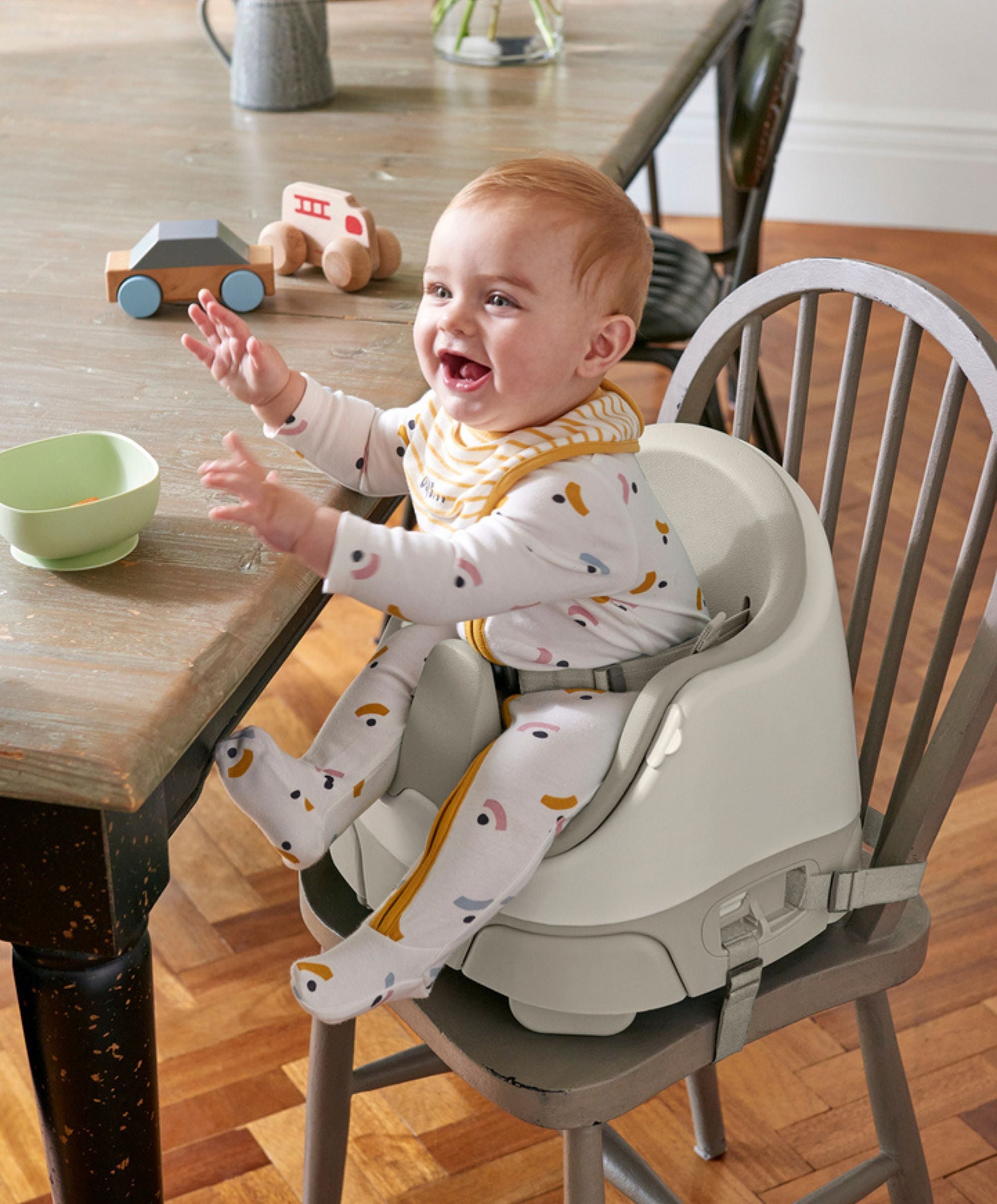 Mamas & Papas Bug 3-in-1 Floor & Booster Seat with Activity Tray - Clay